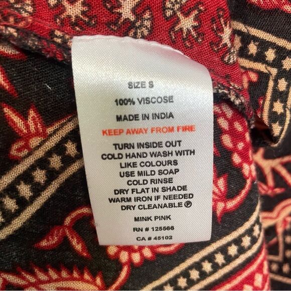 MinkPink Mini Dress Short Sleeve Boho Red Black Floral Patchwork Size Small - Picture 5 of 8